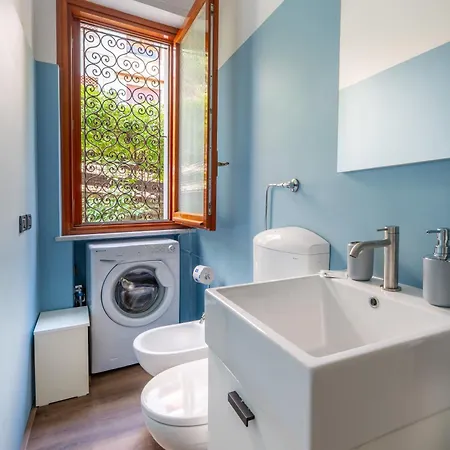 Family Flat Con Giardino, 2 Bagni, 6 Ospiti アパート *